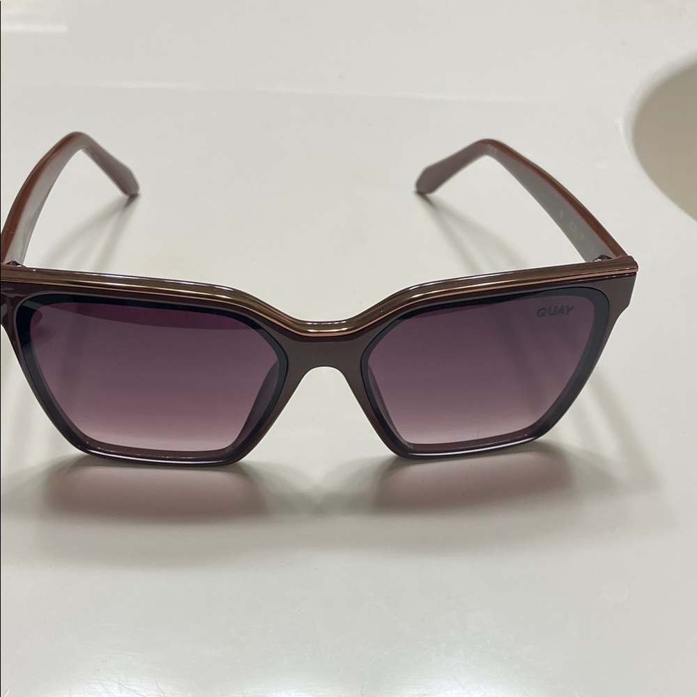 Quay Australia level up Brown Sunglasses. Brand new
